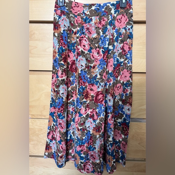 Sezane Tabata Skirt October Flowers Size 34 NWOT - Picture 3 of 6
